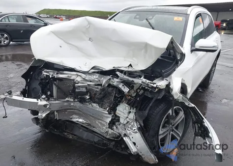 2018 Mercedes-Benz Glc 300 4Matic z USA, uszkodzony, nr VIN WDC0G4KB3JV019576